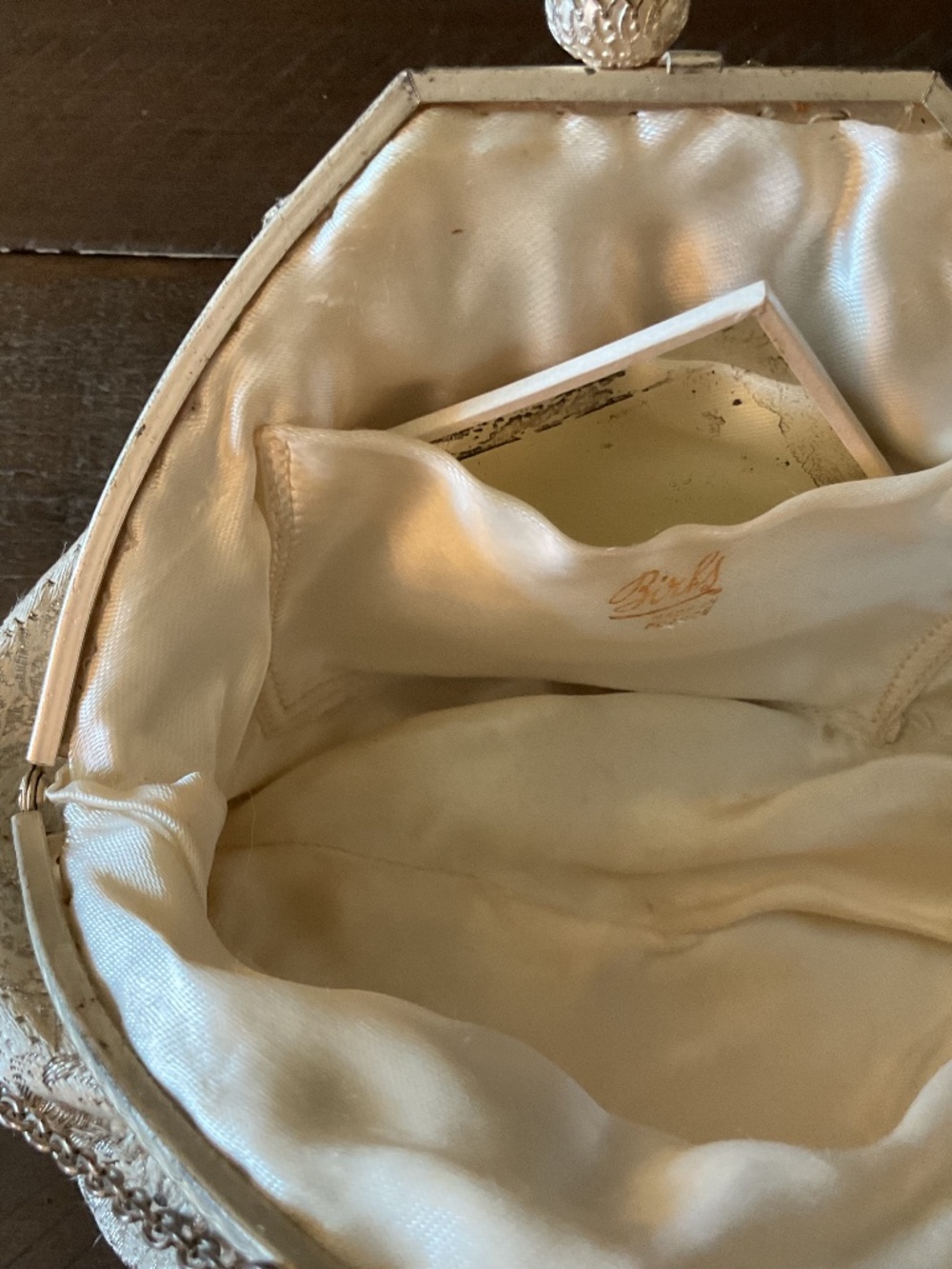 ⭐️ Birks Vintage 1950’s Silver Metallic Evening Bag - Picture 7 of 7